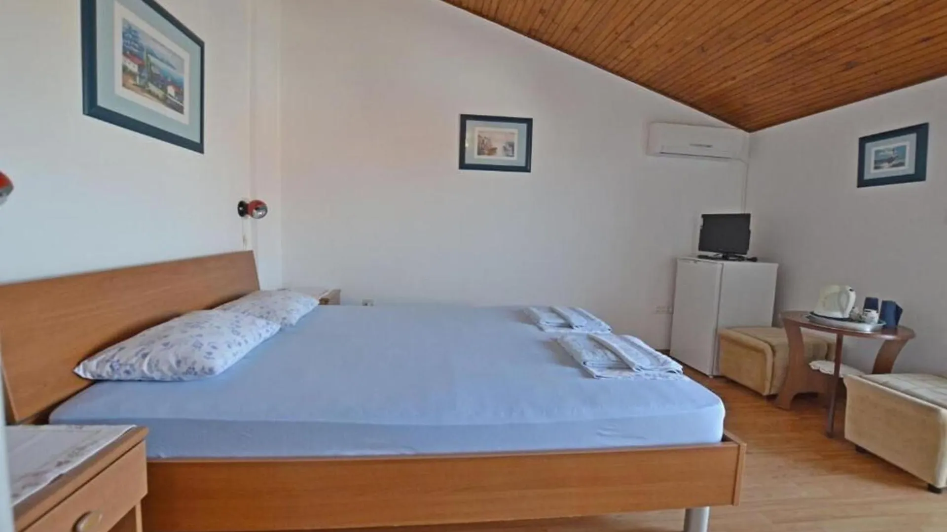 Apartments And Rooms Viktorija Vinkuran