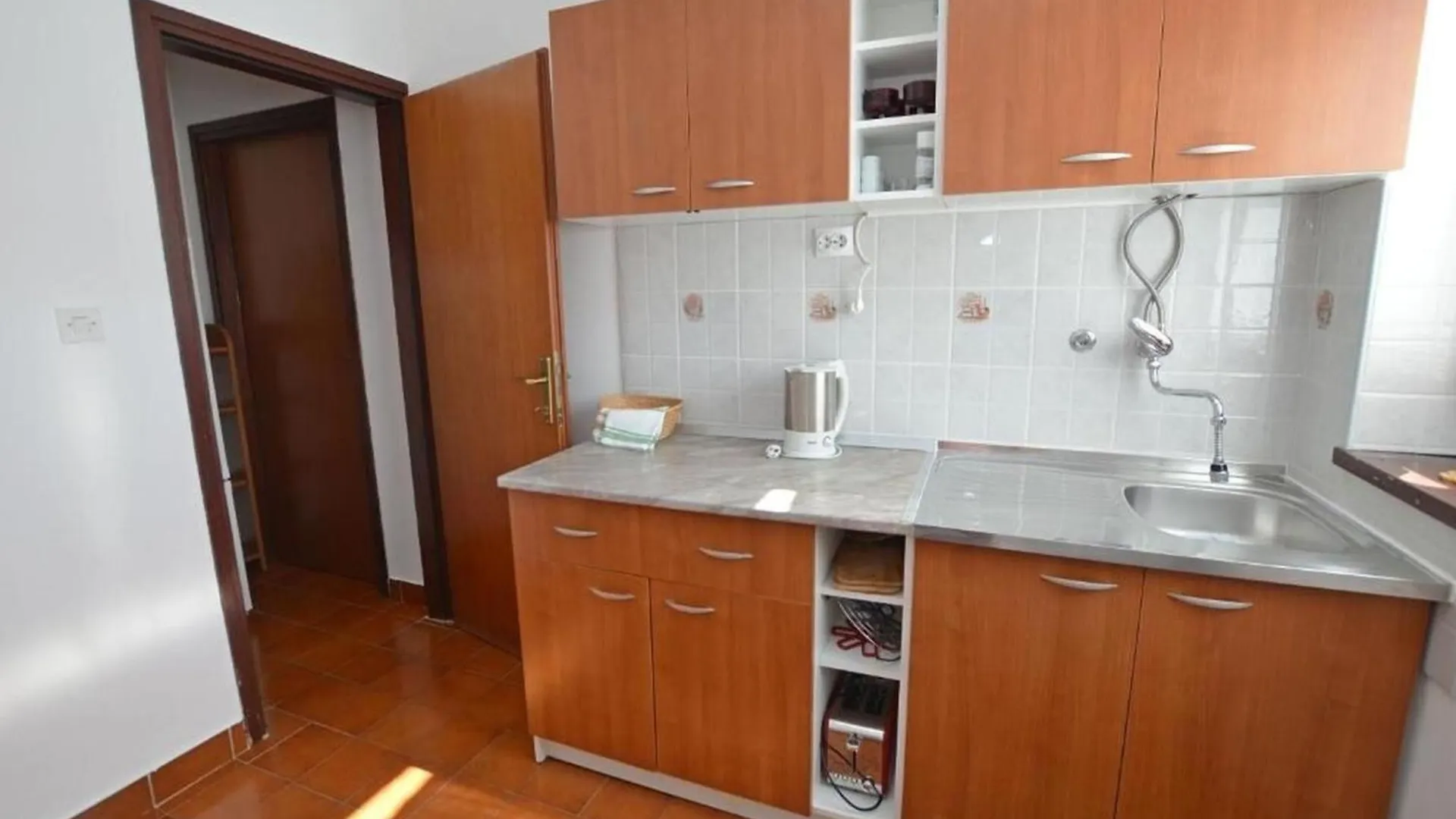 Apartments And Rooms Viktorija Vinkuran 0*,